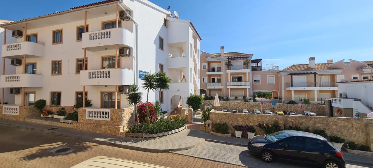 Apartamentos Cabrita Olhos de Agua  Exterior foto