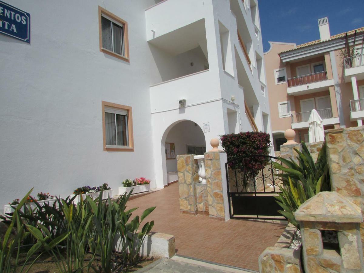Apartamentos Cabrita Olhos de Agua  Exterior foto