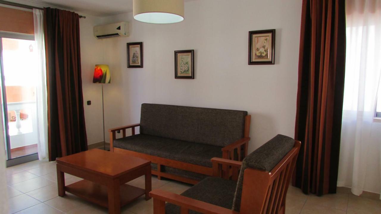 Apartamentos Cabrita Olhos de Agua  Exterior foto